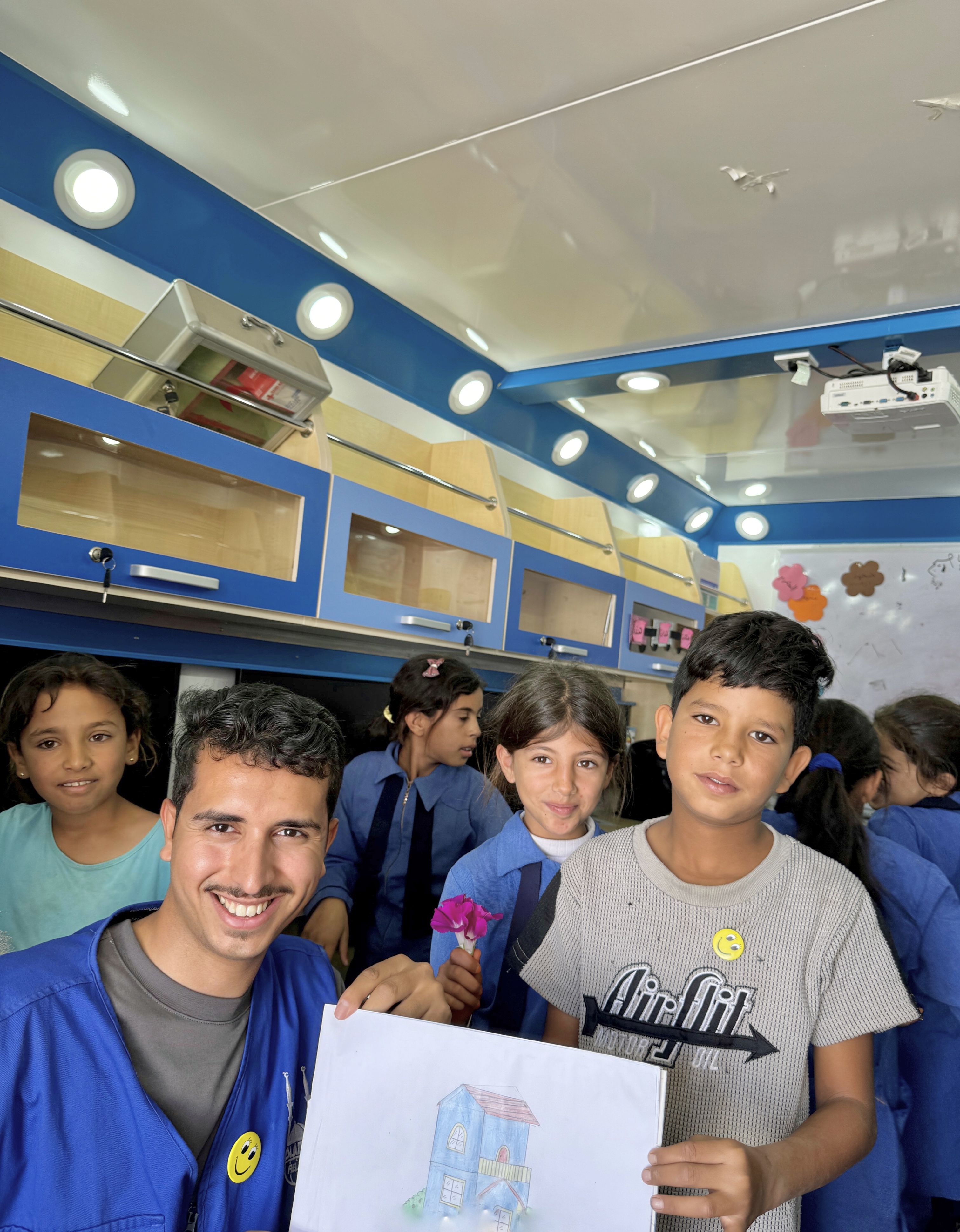 قدوة شبابية وطنية مخلصة